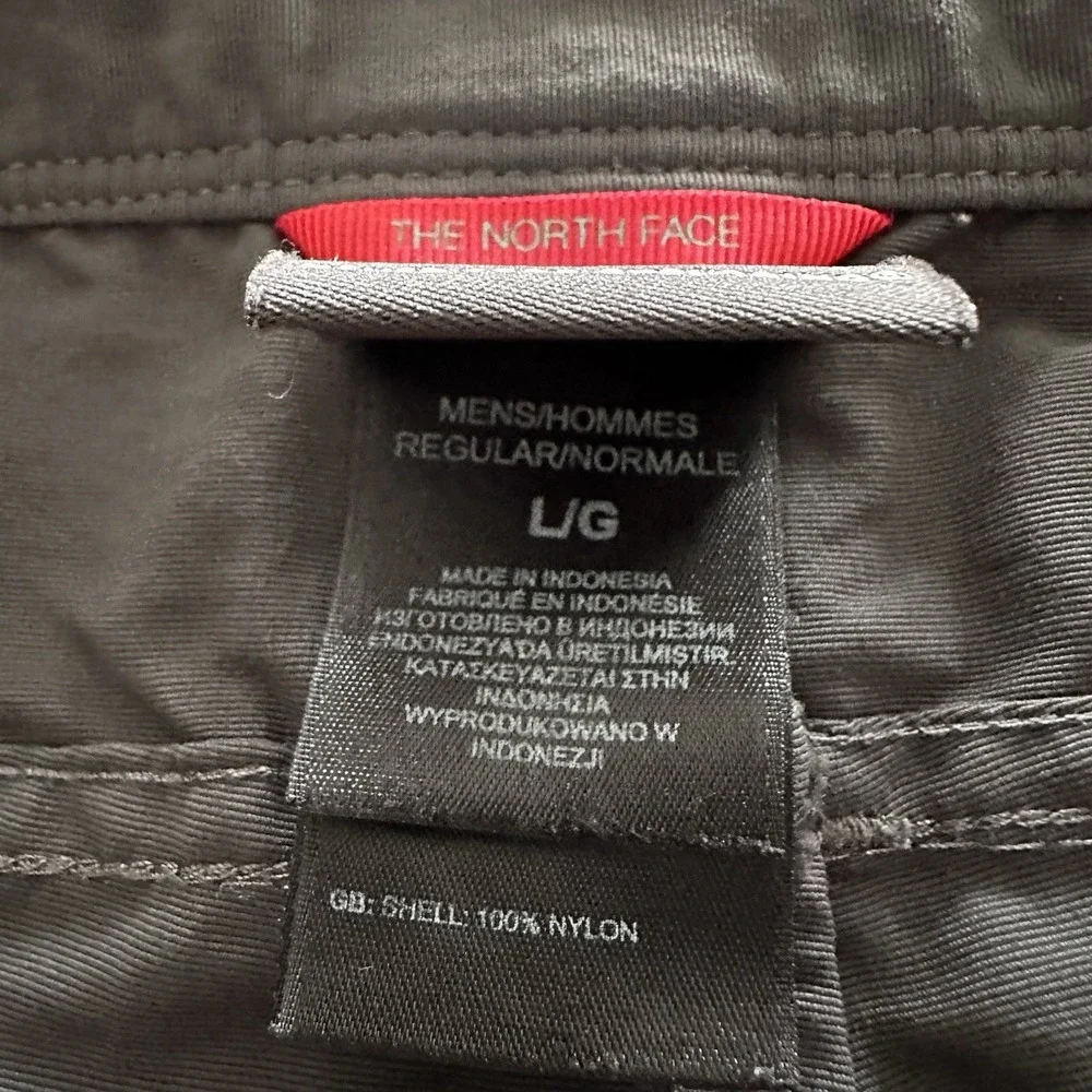 The North Face Shorts Mens L Cargo Nylon 9.5
